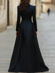 Long Sleeves V-Neck Formal Wedding Appliqued Floor-Length Evening Gowns
