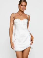 Wayzer Mini Dress White