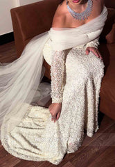Off the Shoulder Sheath Long Sleeves Low Back Wedding Dresses with Beading