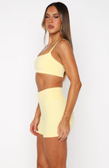 Keep Up High Waisted Shorts 4" Honey