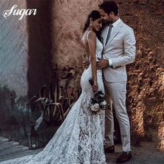 Elegant Mermaid V Neck Lace Champagne Wedding Dresses with Appliques