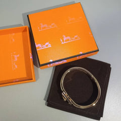 H Rouge Bracelet