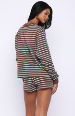 Touchdown Relaxed Shorts Chocolate/Blue Stripe
